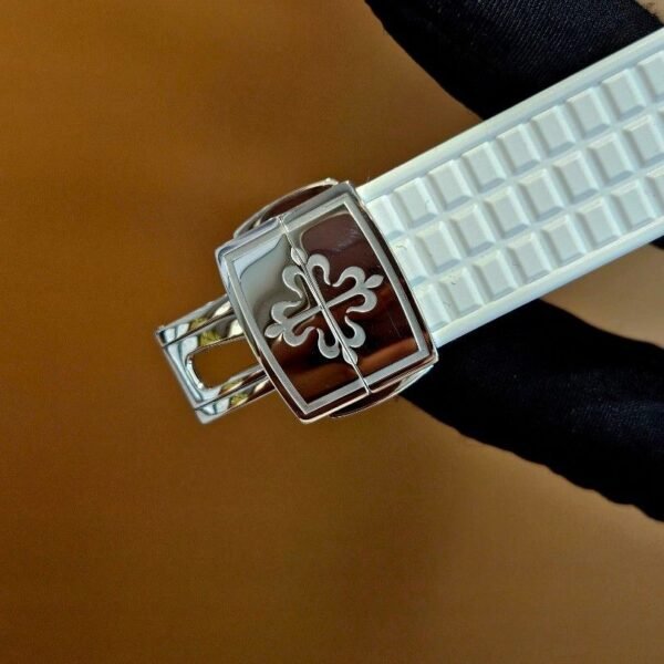 ⁦PATEK PHILIPPE AQUANAUT 5067A-011-mirror⁩ - الصورة ⁦8⁩