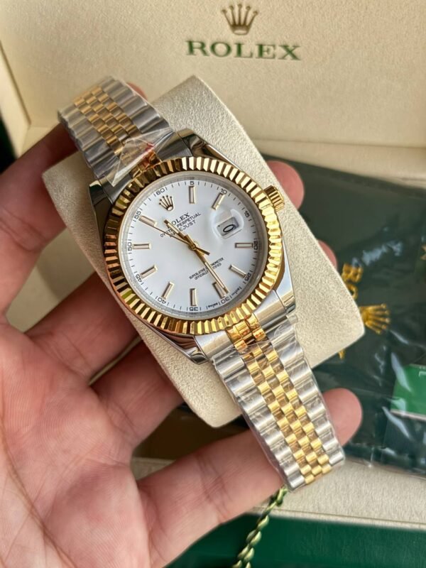 ⁦Rolex Oyster Datejust Mens and womens Watch 126334BKSJ model 1-mirror⁩ - الصورة ⁦5⁩