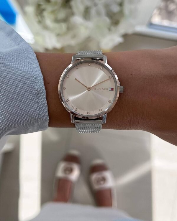 ⁦Tommy Hilfiger Steel Mesh Women's Slim Watch - 1782151-original⁩ - الصورة ⁦5⁩