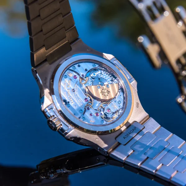 ⁦Patek Philippe Nautilus Ref.5740/1G-001-mirror⁩ - الصورة ⁦5⁩