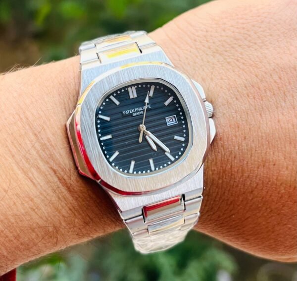 ⁦Patek Philippe Nautilus Jewel Watch 387454-first⁩ - الصورة ⁦6⁩