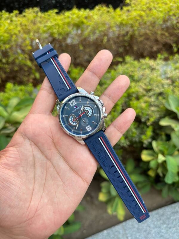 Tommy Hilfiger rubber watch for men thwm4-mirror